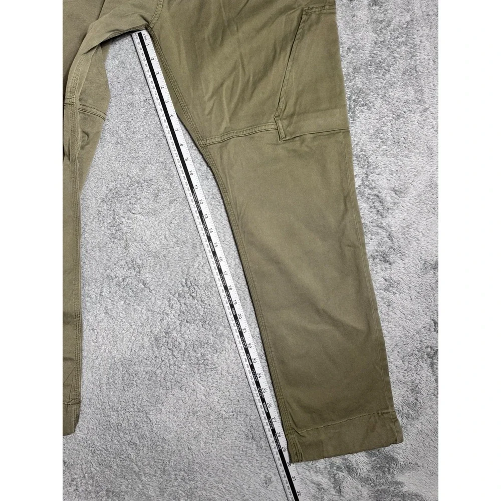 DU/ER Men's 38x30 Live Free Adventure Pants Loden Green Cargo Technical Fabric